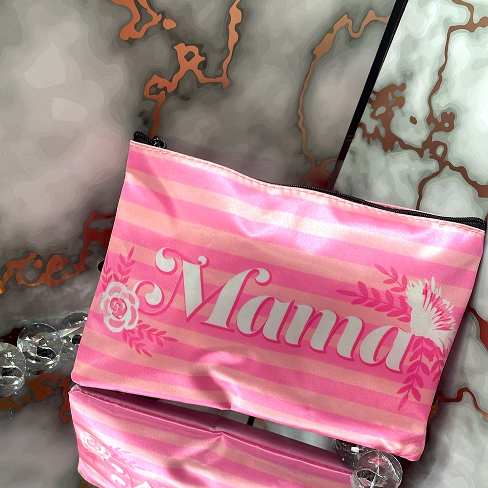 Pink 3pc Mama bundle with cosmetic bag, tumbler & keychain - Picture 4 of 5